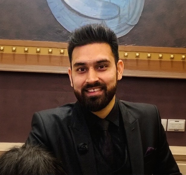 Director Stock Uncle